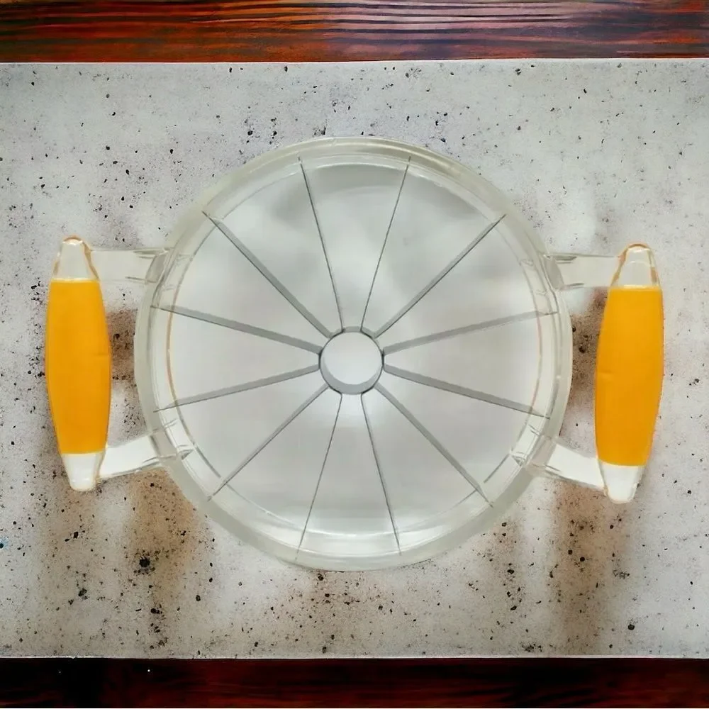 Slicer 🔎 Rare Find Elegant Lucite and Stainless Steel Pie Melon Farmhouse HP 🍭